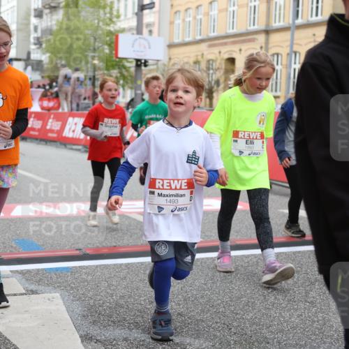 25.04.2026 - Das Zehntel Strokosch-Dieckow http://msf.ph/oto/9627978 25.04.2026 09:01:46 Ziel 1493, 1635, 1643, 1751, 1893, 2350, 2406, 2587, 2645, 2933, 2967, 3139, 3362, 3474, 3488, 3619, 3623, 3878 meine-sportfotos.de