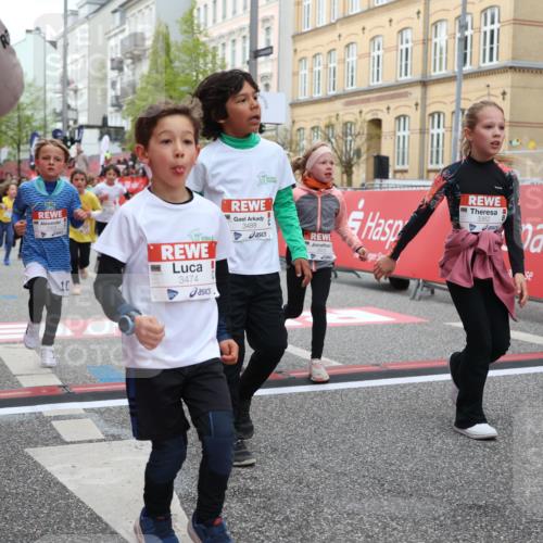 25.04.2026 - Das Zehntel Strokosch-Dieckow http://msf.ph/oto/9628036 25.04.2026 09:01:49 Ziel 1493, 1553, 1635, 1678, 1751, 1919, 2350, 2406, 2587, 2627, 2645, 2743, 2929, 2933, 2967, 3362, 3474, 3488, 3619, 3878, 3925, 4004 meine-sportfotos.de