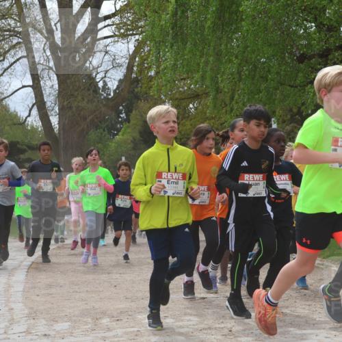 25.04.2026 - Das Zehntel Zöllner http://msf.ph/oto/9628037 25.04.2026 11:41:28 Laufen 10344, 1275, 3, 10302, 112, 10307 meine-sportfotos.de