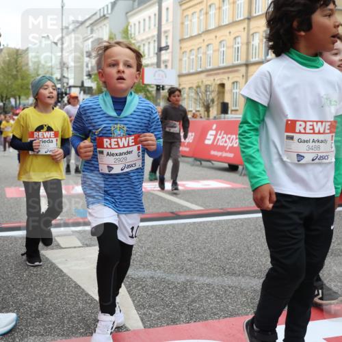 25.04.2026 - Das Zehntel Strokosch-Dieckow http://msf.ph/oto/9628066 25.04.2026 09:01:50 Ziel 1493, 1536, 1553, 1671, 1678, 1919, 2350, 2406, 2587, 2627, 2645, 2724, 2743, 2929, 2967, 3362, 3474, 3488, 3514, 3540, 3878, 3925, 4004 meine-sportfotos.de