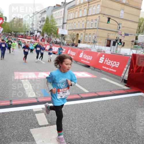 25.04.2026 - Das Zehntel Strokosch-Dieckow http://msf.ph/oto/9628095 25.04.2026 11:04:35 Ziel 5328, 5331, 5346, 5348, 5969, 6190, 6399, 6593, 6784, 6791, 6795, 6797, 7273, 7345, 7426, 7483, 7762 meine-sportfotos.de