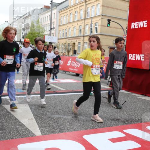 25.04.2026 - Das Zehntel Strokosch-Dieckow http://msf.ph/oto/9628097 25.04.2026 09:01:52 Ziel 1536, 1553, 1671, 1678, 1919, 2138, 2154, 2350, 2406, 2587, 2627, 2720, 2724, 2743, 2929, 2967, 3054, 3055, 3362, 3474, 3488, 3510, 3514, 3540, 3802, 3925, 4004 meine-sportfotos.de