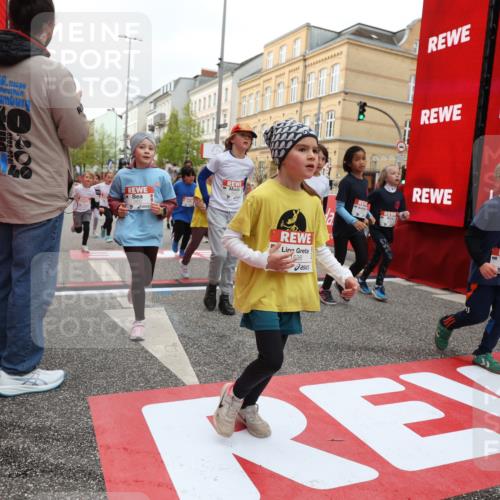 25.04.2026 - Das Zehntel Strokosch-Dieckow http://msf.ph/oto/9628143 25.04.2026 09:01:54 Ziel 1536, 1553, 1666, 1671, 1678, 1822, 1919, 2138, 2154, 2213, 2493, 2627, 2653, 2720, 2724, 2743, 2929, 3054, 3055, 3362, 3488, 3510, 3514, 3517, 3521, 3540, 3798, 3802, 3925, 4004 meine-sportfotos.de