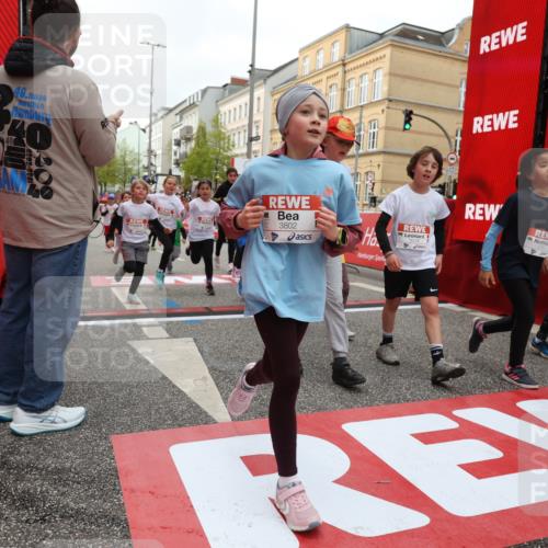 25.04.2026 - Das Zehntel Strokosch-Dieckow http://msf.ph/oto/9628149 25.04.2026 09:01:55 Ziel 1098, 1099, 1536, 1553, 1666, 1671, 1678, 1822, 1919, 2138, 2154, 2213, 2493, 2627, 2653, 2720, 2724, 2743, 2843, 2929, 3054, 3055, 3510, 3514, 3517, 3521, 3540, 3798, 3802, 3816, 3925, 4004 meine-sportfotos.de