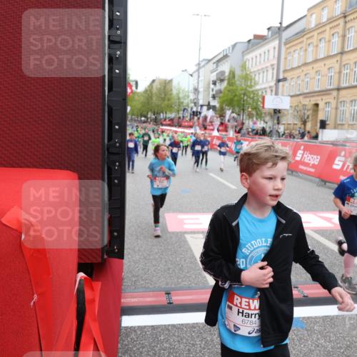 25.04.2026 - Das Zehntel Strokosch-Dieckow http://msf.ph/oto/9628153 25.04.2026 11:04:34 Ziel 5645, 5969, 6190, 6399, 6593, 6664, 6784, 6791, 6795, 6797, 7273, 7345, 7426, 7483, 7762 meine-sportfotos.de