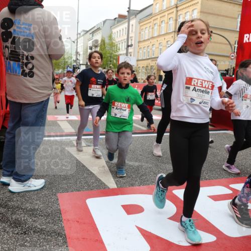 25.04.2026 - Das Zehntel Strokosch-Dieckow http://msf.ph/oto/9628195 25.04.2026 09:01:57 Ziel 1098, 1099, 1528, 1536, 1559, 1666, 1671, 1678, 1822, 1919, 2138, 2154, 2213, 2353, 2493, 2627, 2653, 2720, 2724, 2743, 2843, 2879, 2903, 3054, 3055, 3480, 3510, 3514, 3517, 3521, 3540, 3798, 3802, 3816 meine-sportfotos.de