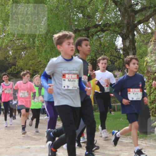 25.04.2026 - Das Zehntel Zöllner http://msf.ph/oto/9628204 25.04.2026 11:41:31 Laufen 11158, 0806 meine-sportfotos.de