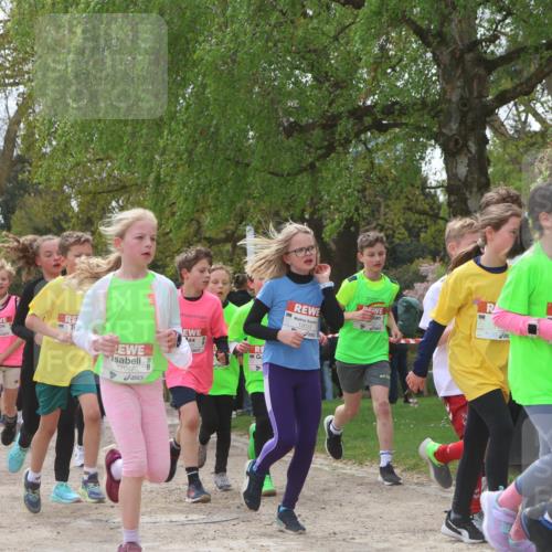 25.04.2026 - Das Zehntel Zöllner http://msf.ph/oto/9628234 25.04.2026 11:41:32 Laufen 12683, 12687, 13032, 7 meine-sportfotos.de