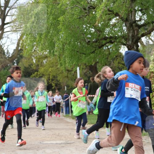 25.04.2026 - Das Zehntel Zöllner http://msf.ph/oto/9628238 25.04.2026 07:46:35 Laufen 3004, 2119, 223 meine-sportfotos.de