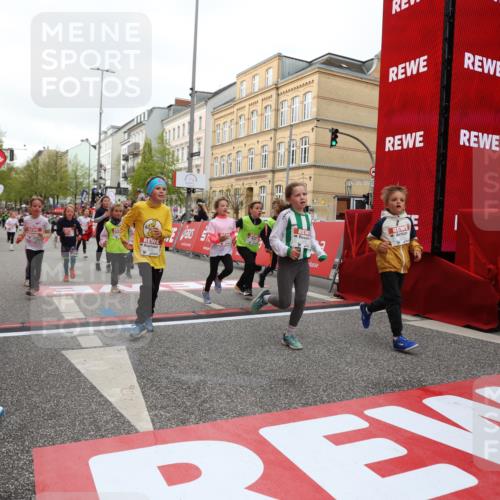 25.04.2026 - Das Zehntel Strokosch-Dieckow http://msf.ph/oto/9628249 25.04.2026 09:02:04 Ziel 1114, 1406, 1528, 1534, 1559, 2210, 2256, 2301, 2353, 2879, 2903, 2904, 2932, 2957, 3135, 3177, 3199, 3480, 3489, 3496 meine-sportfotos.de