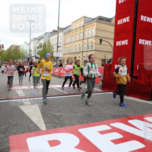 25.04.2026 - Das Zehntel Strokosch-Dieckow http://msf.ph/oto/9628254 25.04.2026 09:02:04 Ziel 1114, 1406, 1528, 1534, 1559, 2210, 2256, 2301, 2353, 2879, 2903, 2904, 2932, 2957, 3135, 3177, 3199, 3480, 3489, 3496 meine-sportfotos.de