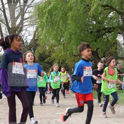 25.04.2026 - Das Zehntel Zöllner http://msf.ph/oto/9628274 25.04.2026 07:46:36 Laufen 3004, 2122 meine-sportfotos.de