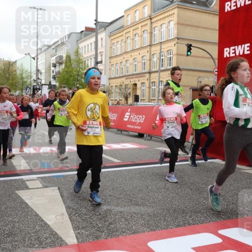 25.04.2026 - Das Zehntel Strokosch-Dieckow http://msf.ph/oto/9628275 25.04.2026 09:02:05 Ziel 1114, 1406, 1534, 2210, 2256, 2301, 2889, 2903, 2904, 2932, 2957, 3135, 3171, 3177, 3199, 3480, 3489, 3496 meine-sportfotos.de