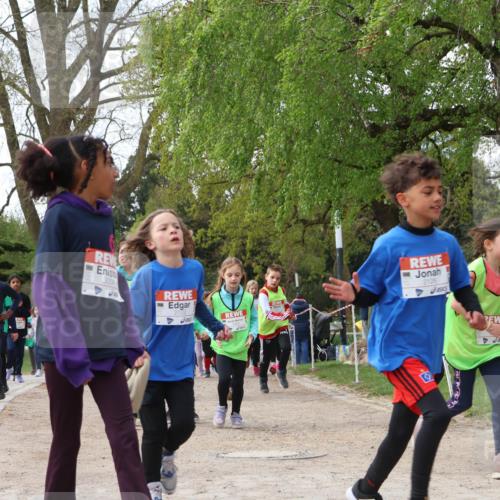 25.04.2026 - Das Zehntel Zöllner http://msf.ph/oto/9628284 25.04.2026 07:46:36 Laufen 3004, 2122, 2126 meine-sportfotos.de
