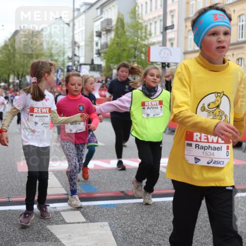 25.04.2026 - Das Zehntel Strokosch-Dieckow http://msf.ph/oto/9628285 25.04.2026 09:02:05 Ziel 1114, 1406, 1534, 2210, 2256, 2301, 2889, 2903, 2904, 2932, 2957, 3135, 3171, 3177, 3199, 3480, 3489, 3496 meine-sportfotos.de