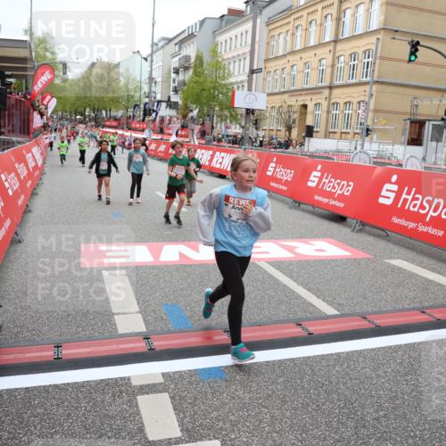 25.04.2026 - Das Zehntel Strokosch-Dieckow http://msf.ph/oto/9628316 25.04.2026 11:08:02 Ziel 5598, 5606, 5651, 6277, 6658, 7457, 7519, 7648, 7650, 7764 meine-sportfotos.de