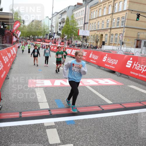 25.04.2026 - Das Zehntel Strokosch-Dieckow http://msf.ph/oto/9628319 25.04.2026 11:08:01 Ziel 5598, 5606, 5651, 6277, 6658, 7457, 7519, 7648, 7650, 7764 meine-sportfotos.de