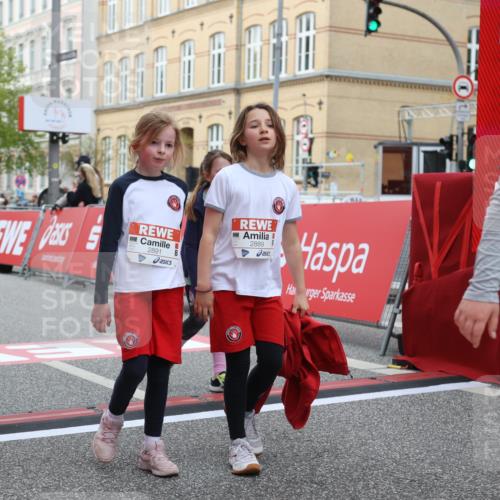 25.04.2026 - Das Zehntel Strokosch-Dieckow http://msf.ph/oto/9628357 25.04.2026 09:02:09 Ziel 1101, 1109, 1114, 1534, 1604, 2210, 2240, 2256, 2301, 2889, 2891, 2932, 2957, 3021, 3135, 3171, 3177, 3199, 3371, 3374, 3477, 3489, 3490, 3543 meine-sportfotos.de