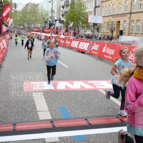 25.04.2026 - Das Zehntel Strokosch-Dieckow http://msf.ph/oto/9628362 25.04.2026 11:08:00 Ziel 5598, 5606, 5651, 6658, 7519, 7571, 7648, 7650 meine-sportfotos.de
