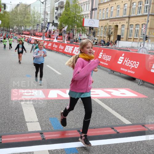 25.04.2026 - Das Zehntel Strokosch-Dieckow http://msf.ph/oto/9628396 25.04.2026 11:08:00 Ziel 5598, 5606, 5651, 6658, 7519, 7571, 7648, 7650 meine-sportfotos.de