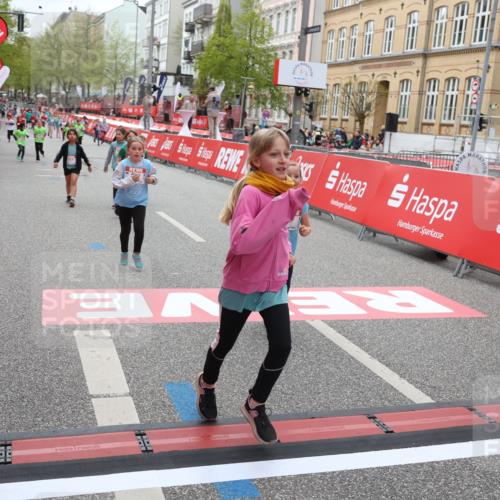 25.04.2026 - Das Zehntel Strokosch-Dieckow http://msf.ph/oto/9628401 25.04.2026 11:08:00 Ziel 5598, 5606, 5651, 6658, 7519, 7571, 7648, 7650 meine-sportfotos.de