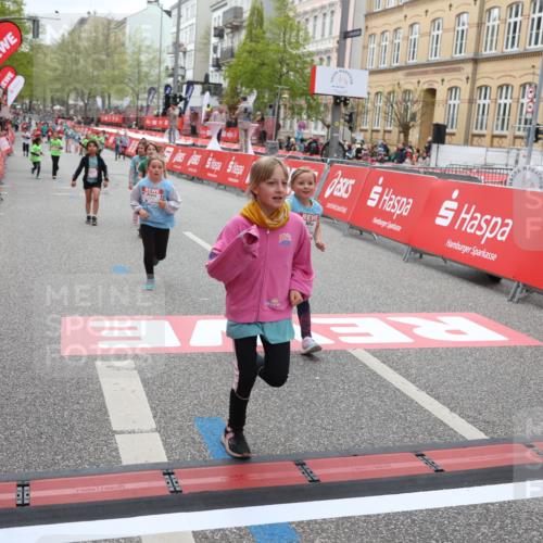 25.04.2026 - Das Zehntel Strokosch-Dieckow http://msf.ph/oto/9628408 25.04.2026 11:08:00 Ziel 5598, 5606, 5651, 6658, 7519, 7571, 7648, 7650 meine-sportfotos.de