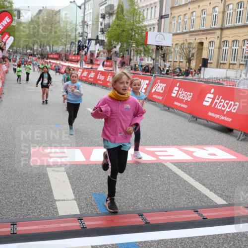 25.04.2026 - Das Zehntel Strokosch-Dieckow http://msf.ph/oto/9628412 25.04.2026 11:08:00 Ziel 5598, 5606, 5651, 6658, 7519, 7571, 7648, 7650 meine-sportfotos.de