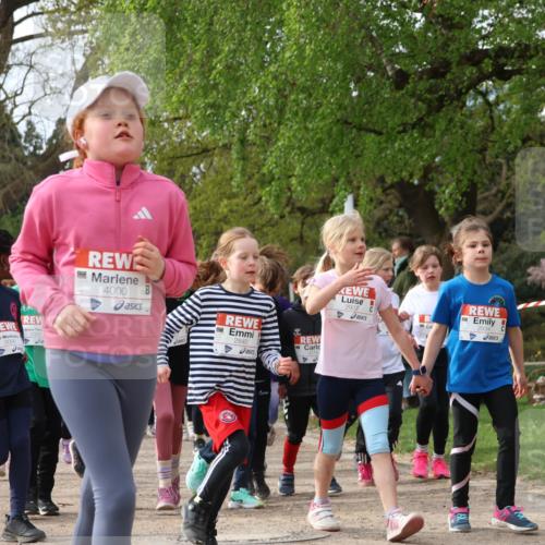25.04.2026 - Das Zehntel Zöllner http://msf.ph/oto/9628434 25.04.2026 07:46:40 Laufen 3006, 2382, 4000, 2840, 2923, 2934 meine-sportfotos.de