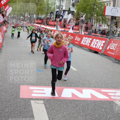 25.04.2026 - Das Zehntel Strokosch-Dieckow http://msf.ph/oto/9628439 25.04.2026 11:07:59 Ziel 5598, 5651, 6658, 7519, 7571, 7648, 7650 meine-sportfotos.de