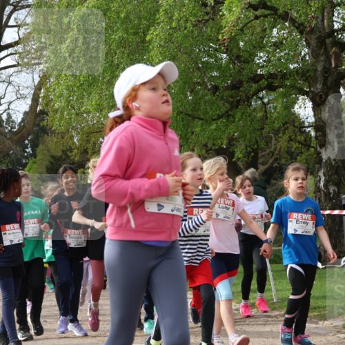 25.04.2026 - Das Zehntel Zöllner http://msf.ph/oto/9628453 25.04.2026 07:46:41 Laufen 3006, 4000, 2921 meine-sportfotos.de