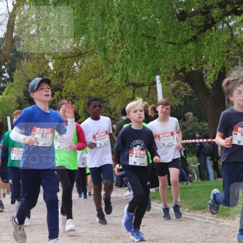 25.04.2026 - Das Zehntel Zöllner http://msf.ph/oto/9628458 25.04.2026 11:41:36 Laufen 11026, 11492, 10567, 11513, 10600, 12173, 11143 meine-sportfotos.de