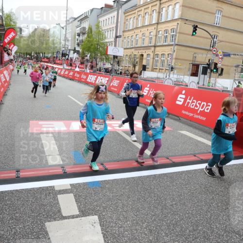 25.04.2026 - Das Zehntel Strokosch-Dieckow http://msf.ph/oto/9628463 25.04.2026 11:07:58 Ziel 5598, 5651, 6658, 7519, 7571, 7650, 7651 meine-sportfotos.de