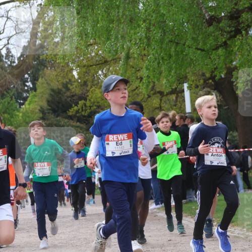 25.04.2026 - Das Zehntel Zöllner http://msf.ph/oto/9628473 25.04.2026 11:41:36 Laufen 11147, 11143, 10567 meine-sportfotos.de