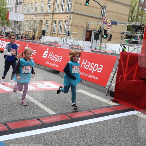 25.04.2026 - Das Zehntel Strokosch-Dieckow http://msf.ph/oto/9628477 25.04.2026 11:07:57 Ziel 5598, 5651, 6288, 6658, 7563, 7571, 7572, 7651 meine-sportfotos.de