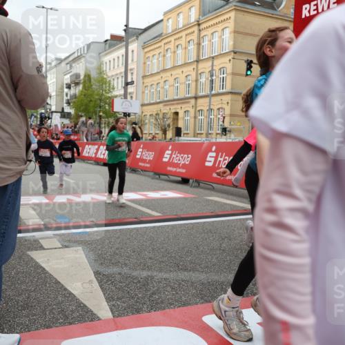 25.04.2026 - Das Zehntel Strokosch-Dieckow http://msf.ph/oto/9628479 25.04.2026 09:02:13 Ziel 1101, 1109, 1604, 2214, 2240, 2257, 2464, 2889, 2891, 3021, 3171, 3371, 3374, 3477, 3490, 3543, 3805 meine-sportfotos.de