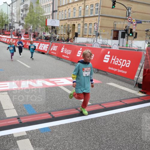 25.04.2026 - Das Zehntel Strokosch-Dieckow http://msf.ph/oto/9628529 25.04.2026 11:07:54 Ziel 5602, 6288, 6292, 6925, 6962, 7002, 7563, 7571, 7572, 7651, 7661 meine-sportfotos.de