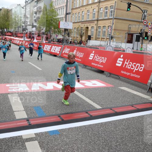 25.04.2026 - Das Zehntel Strokosch-Dieckow http://msf.ph/oto/9628552 25.04.2026 11:07:54 Ziel 5602, 6288, 6292, 6925, 6962, 7002, 7563, 7571, 7572, 7651, 7661 meine-sportfotos.de