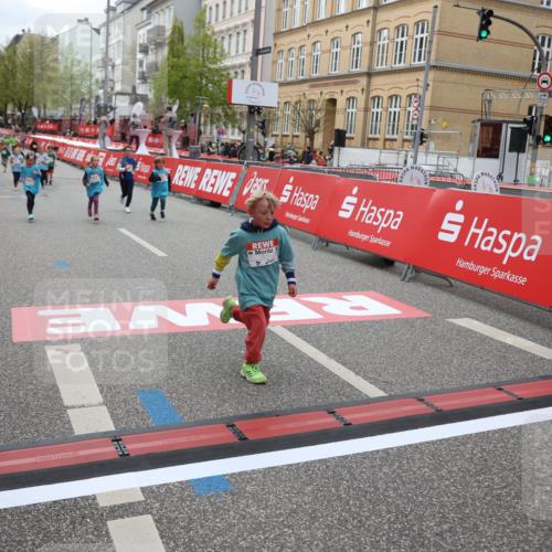 25.04.2026 - Das Zehntel Strokosch-Dieckow http://msf.ph/oto/9628557 25.04.2026 11:07:54 Ziel 5602, 6288, 6292, 6925, 6962, 7002, 7563, 7571, 7572, 7651, 7661 meine-sportfotos.de