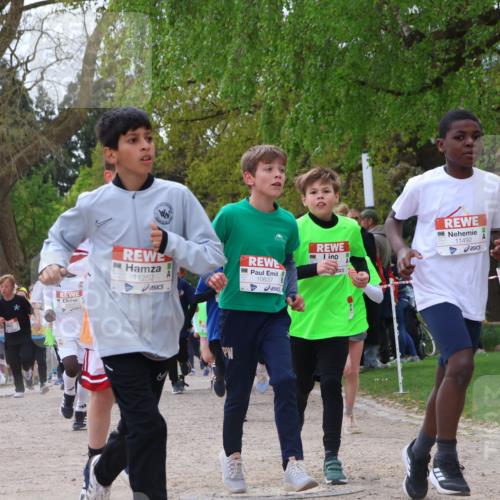 25.04.2026 - Das Zehntel Zöllner http://msf.ph/oto/9628559 25.04.2026 11:41:38 Laufen 11252, 11492, 10637 meine-sportfotos.de