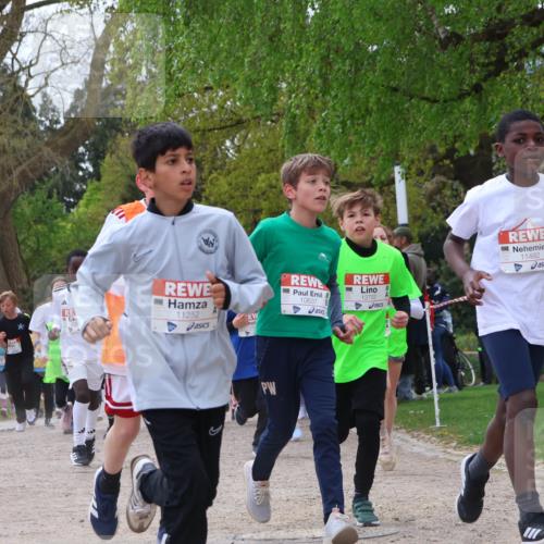 25.04.2026 - Das Zehntel Zöllner http://msf.ph/oto/9628563 25.04.2026 11:41:38 Laufen 11252, 12782, 10637, 11492 meine-sportfotos.de