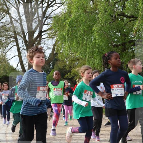 25.04.2026 - Das Zehntel Zöllner http://msf.ph/oto/9628573 25.04.2026 07:46:44 Laufen 2361, 3929, 2421, 2213, 3006 meine-sportfotos.de