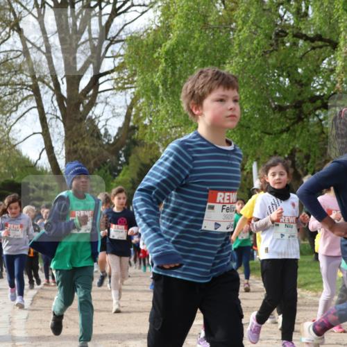 25.04.2026 - Das Zehntel Zöllner http://msf.ph/oto/9628591 25.04.2026 07:46:44 Laufen 2361, 1249, 3929, 3006 meine-sportfotos.de