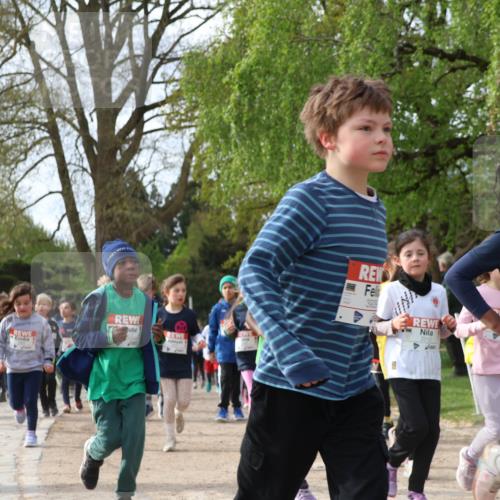 25.04.2026 - Das Zehntel Zöllner http://msf.ph/oto/9628596 25.04.2026 07:46:44 Laufen 2361, 3929, 2213, 3006 meine-sportfotos.de