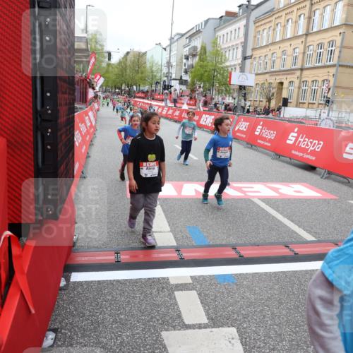 25.04.2026 - Das Zehntel Strokosch-Dieckow http://msf.ph/oto/9628641 25.04.2026 11:07:50 Ziel 5461, 5602, 6288, 6292, 6925, 6962, 6990, 7002, 7563, 7569, 7572, 7651, 7661, 7788, 8001 meine-sportfotos.de