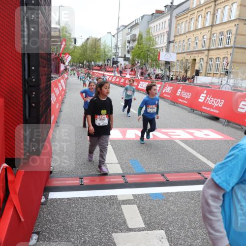 25.04.2026 - Das Zehntel Strokosch-Dieckow http://msf.ph/oto/9628645 25.04.2026 11:07:50 Ziel 5461, 5602, 6288, 6292, 6925, 6962, 6990, 7002, 7563, 7569, 7572, 7651, 7661, 7788, 8001 meine-sportfotos.de