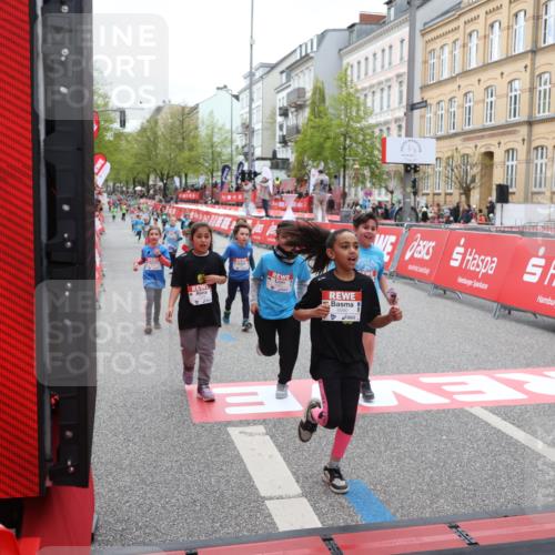 25.04.2026 - Das Zehntel Strokosch-Dieckow http://msf.ph/oto/9628660 25.04.2026 11:07:48 Ziel 5461, 5602, 6162, 6292, 6925, 6962, 6990, 7002, 7447, 7569, 7661, 7770, 7788, 8001 meine-sportfotos.de