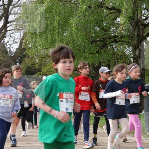 25.04.2026 - Das Zehntel Zöllner http://msf.ph/oto/9628662 25.04.2026 07:46:46 Laufen 3880, 230 meine-sportfotos.de