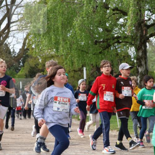 25.04.2026 - Das Zehntel Zöllner http://msf.ph/oto/9628685 25.04.2026 07:46:47 Laufen 3012, 3880, 7 meine-sportfotos.de