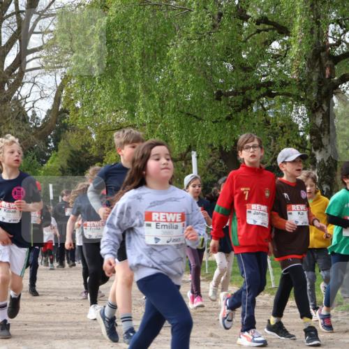25.04.2026 - Das Zehntel Zöllner http://msf.ph/oto/9628690 25.04.2026 07:46:47 Laufen 3880, 7 meine-sportfotos.de