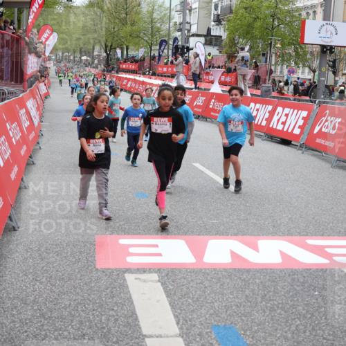 25.04.2026 - Das Zehntel Strokosch-Dieckow http://msf.ph/oto/9628708 25.04.2026 11:07:47 Ziel 5461, 6162, 6925, 6962, 6990, 7002, 7447, 7569, 7770, 7788, 8001 meine-sportfotos.de